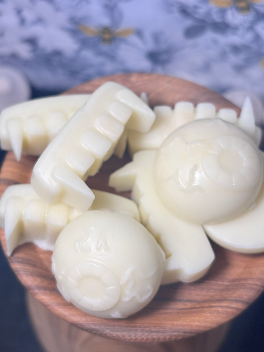 Vampire Teeth and Eyeball Wax Melts